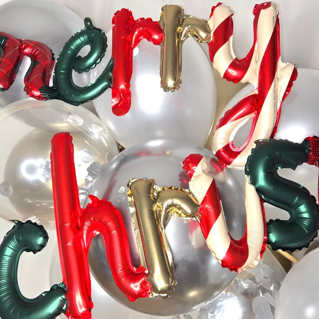 Ballonschriftzug "merry christmas"